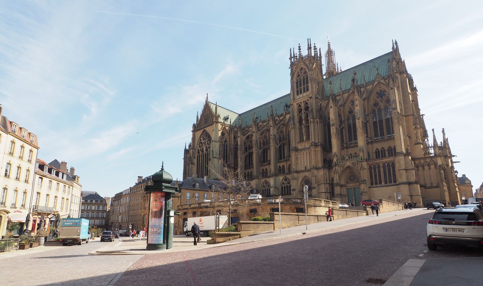 La cathédrale Saint-Étienne de Metz — au cœur de la zone desservie par votre chauffeur VTC